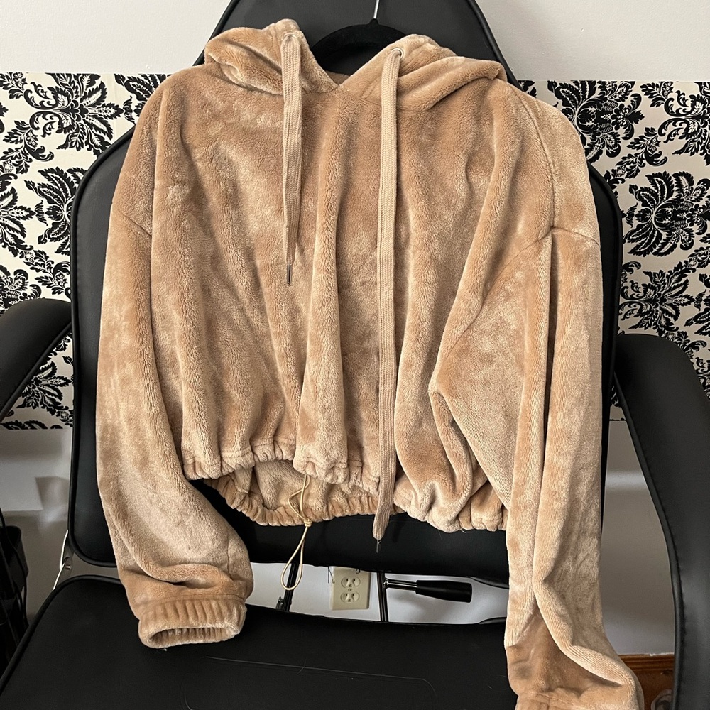 Cropped Teddy sweater